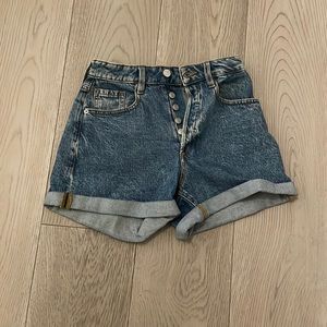 High wasted Denim shorts